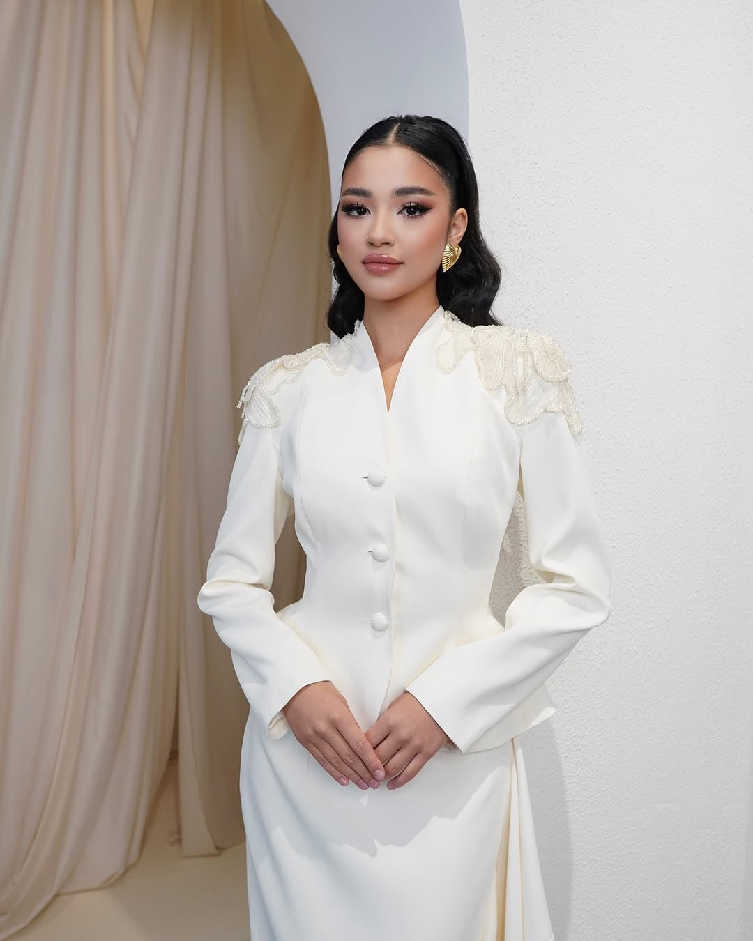 White Aya Set
