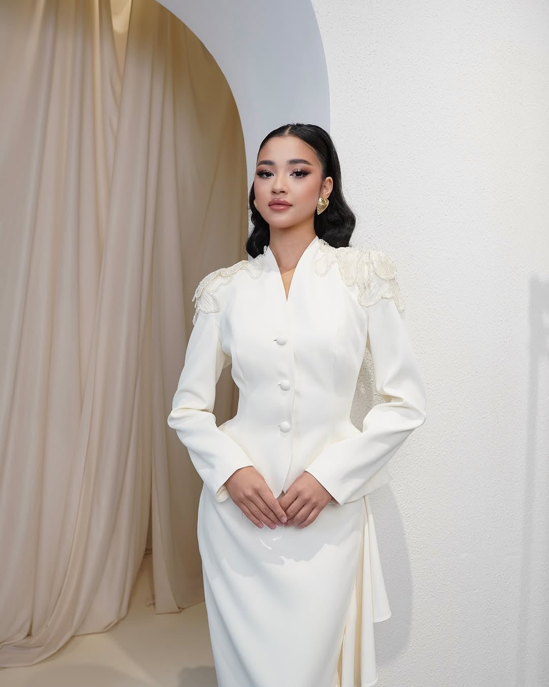 White Aya Set