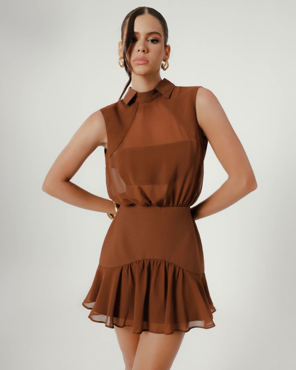 Julia (Brown)